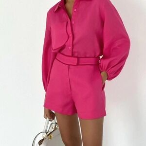 Pink 2 piece Short Set size large NWT  Commense